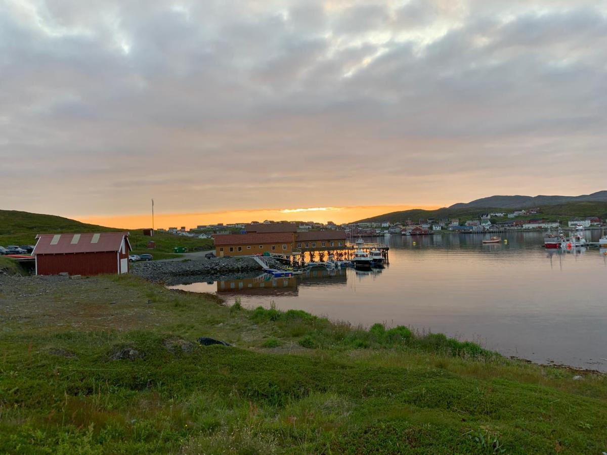 Hotel Adventure Camp Mehamn Exterior foto